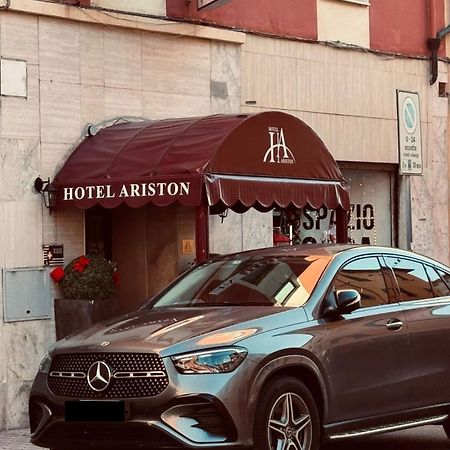 Hotel Ariston Piombino Exterior photo
