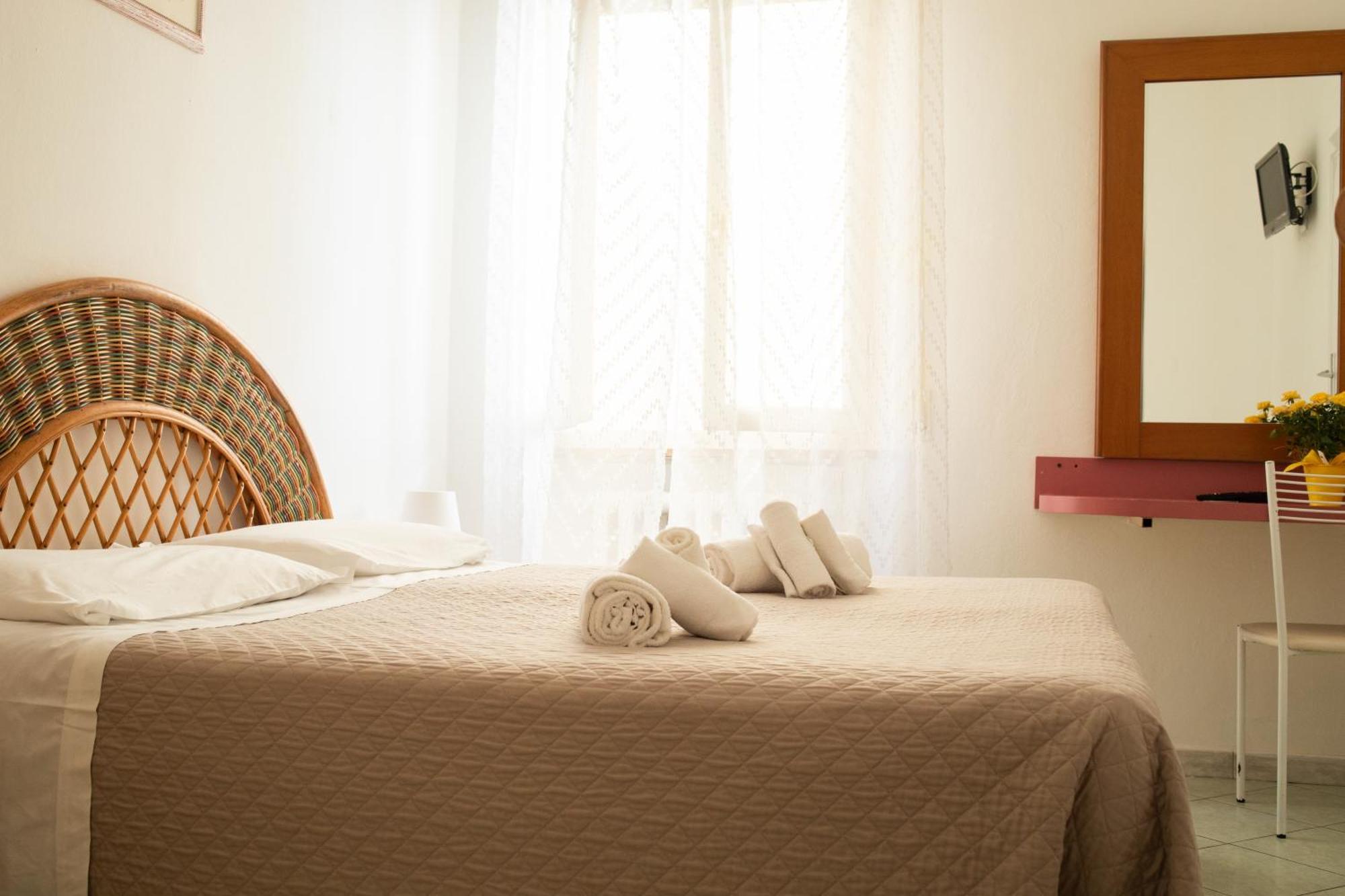 Hotel Ariston Piombino Exterior photo